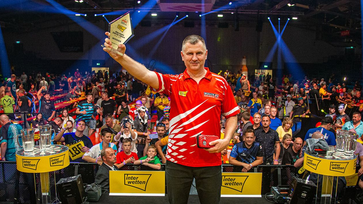 Krzysztof Ratajski wins second European Tour title at the German Darts Open