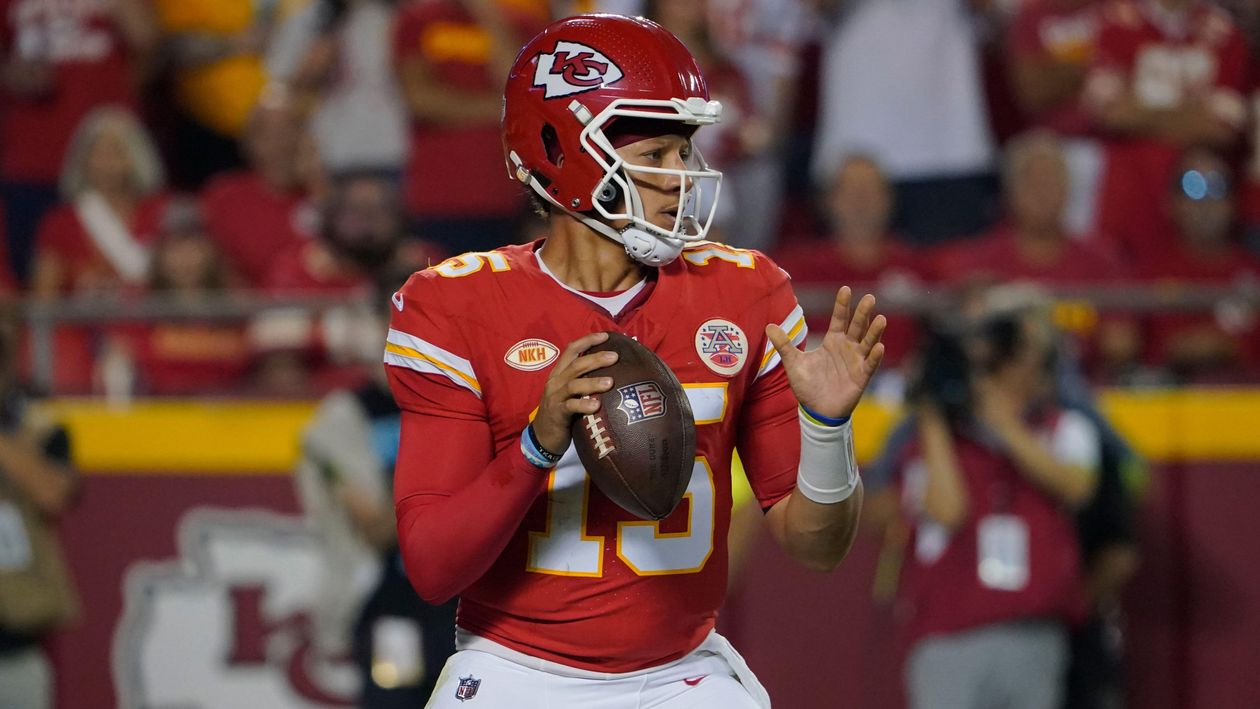 Pro Football Writers pick Chiefs QB Patrick Mahomes as MVP