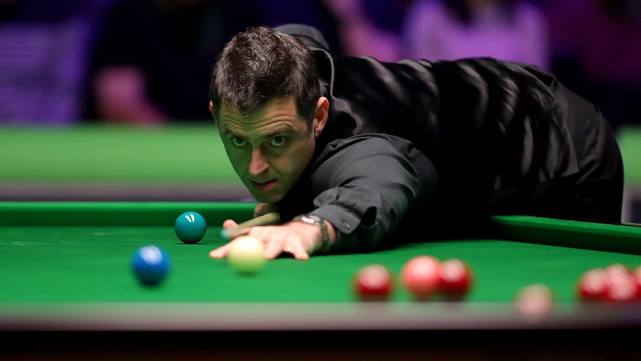 Century break. Ronnie o'Sullivan. Салливан бильярдист. Ронни о’Салливан фото. Снукер.