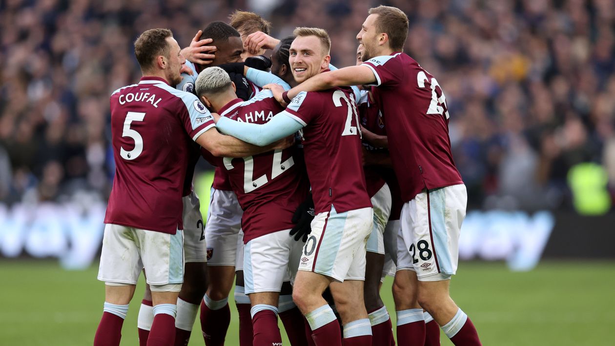 West Ham 3-2 Chelsea: Hammers Shock Chelsea Thanks To Late Goal