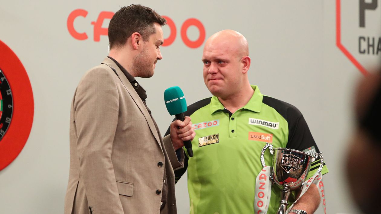 Darts results Michael van Gerwen hits a ninedarter in Players