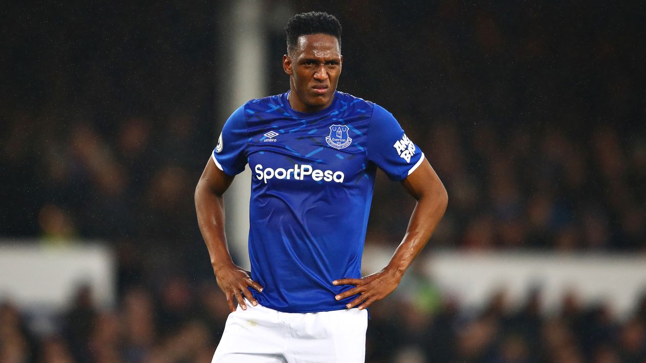 Yerry Mina: Colombian defender backed to score for Everton