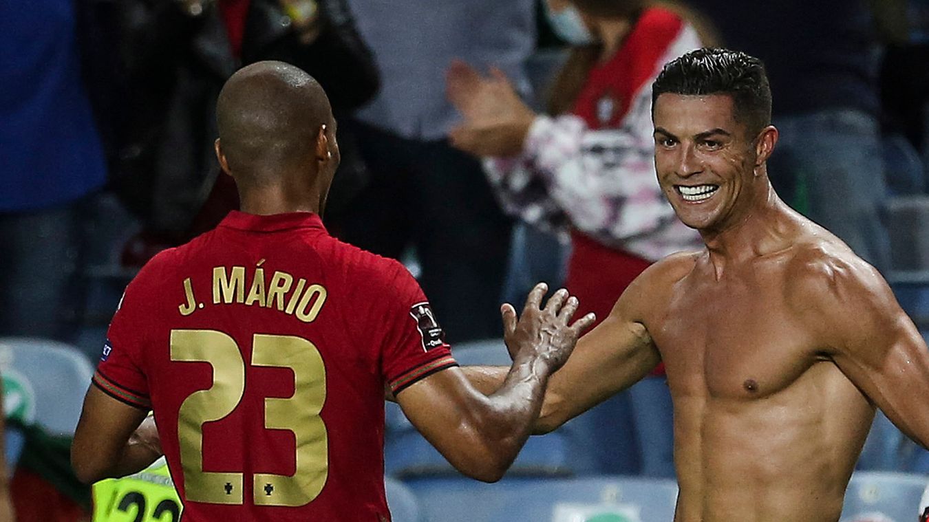 Portugal make history handing Cristiano Ronaldo's iconic number seven shirt  to NEW player for the first time since 2007