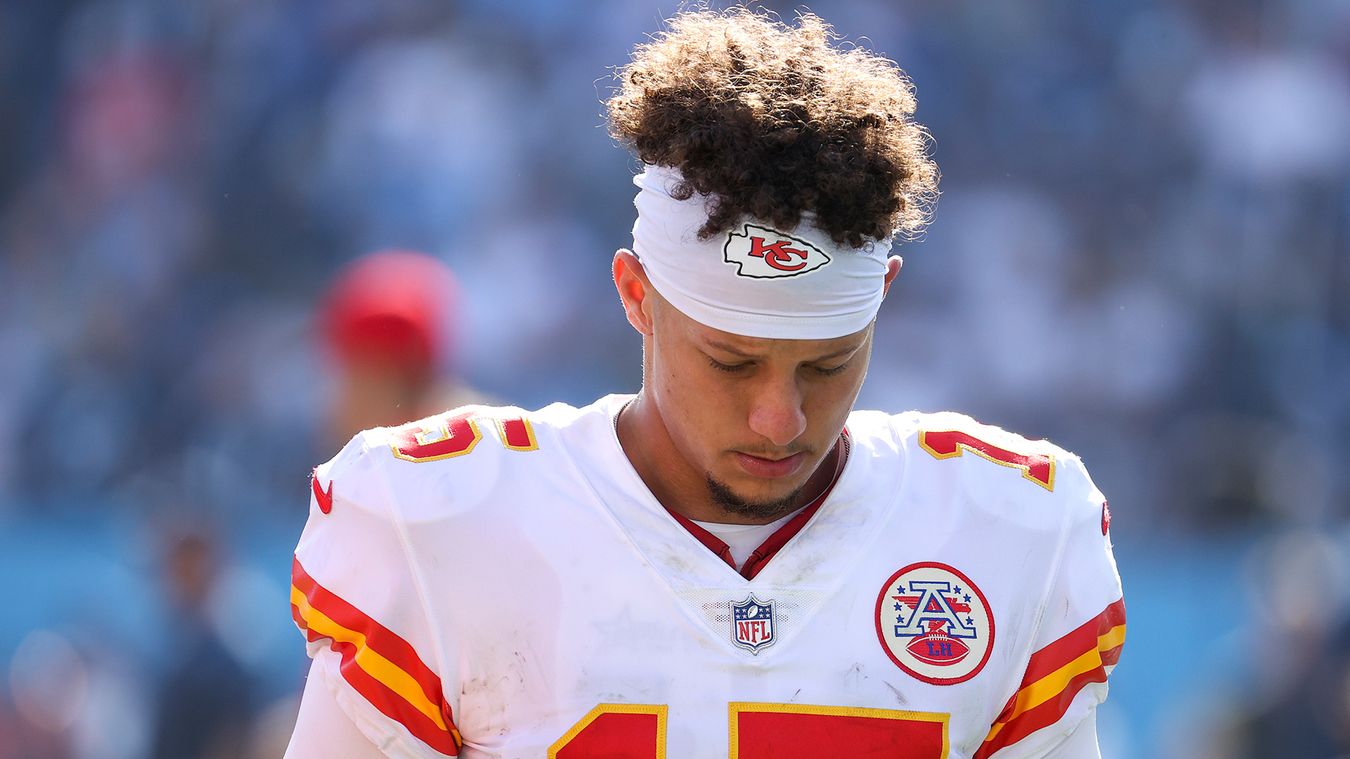 NFL Week 7 review: Kansas City's Patrick Mahomes taken off with head injury  in loss to Tennessee