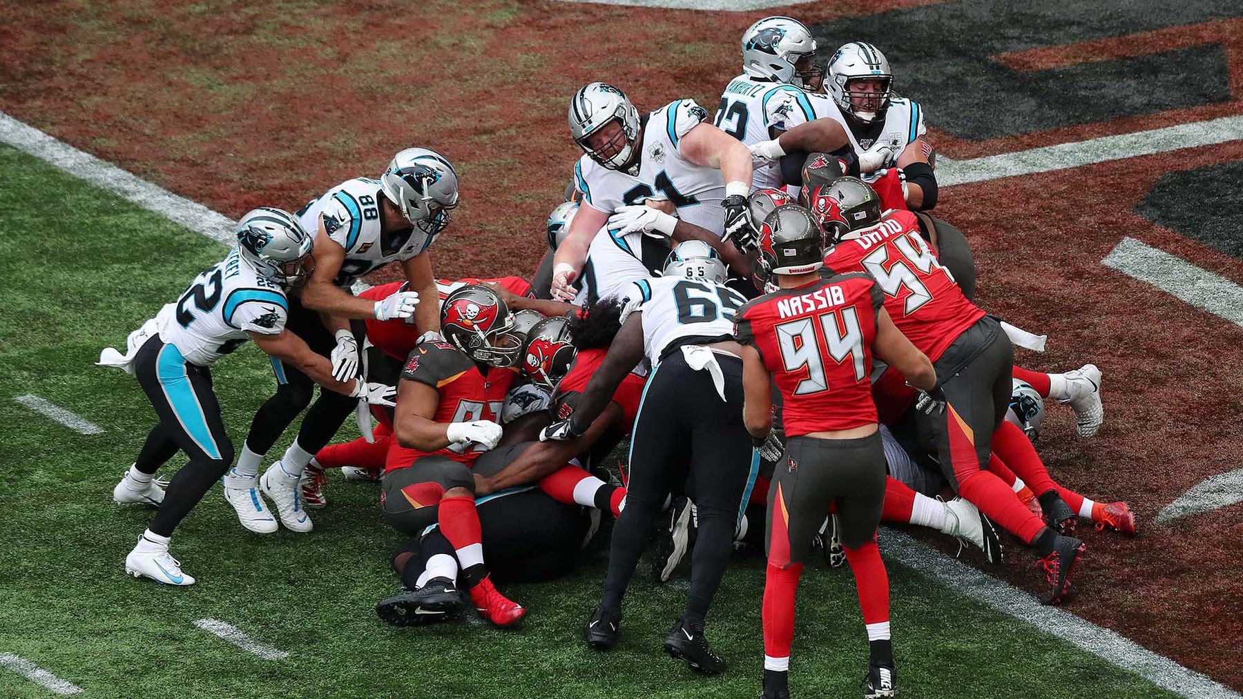 Carolina Panthers 37-26 Tampa Bay Buccaneers: London debut win for