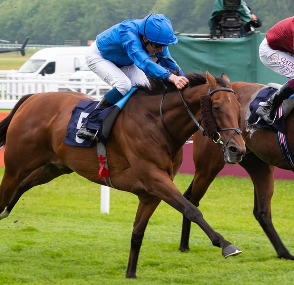 Oisin Murphy opts to ride Middle Earth in King George at Ascot