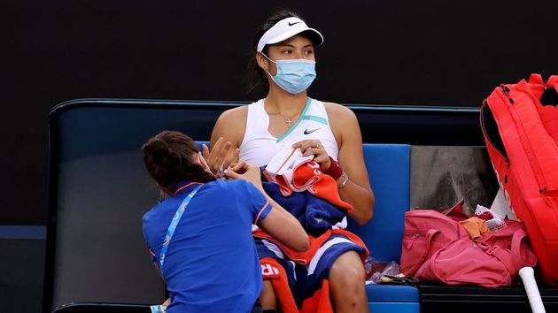 Emma Raducanu Out Of Australian Open After Hand Blisters Scupper Grand ...