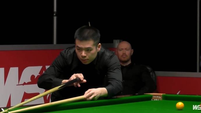 Pang Junxu sees off Gary Wilson