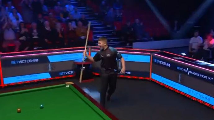 Riley Powell celebrates (Eurosport)