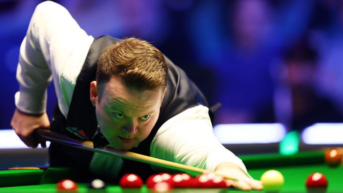 Watch Shaun Murphy use jaws and cushions to pot red ball