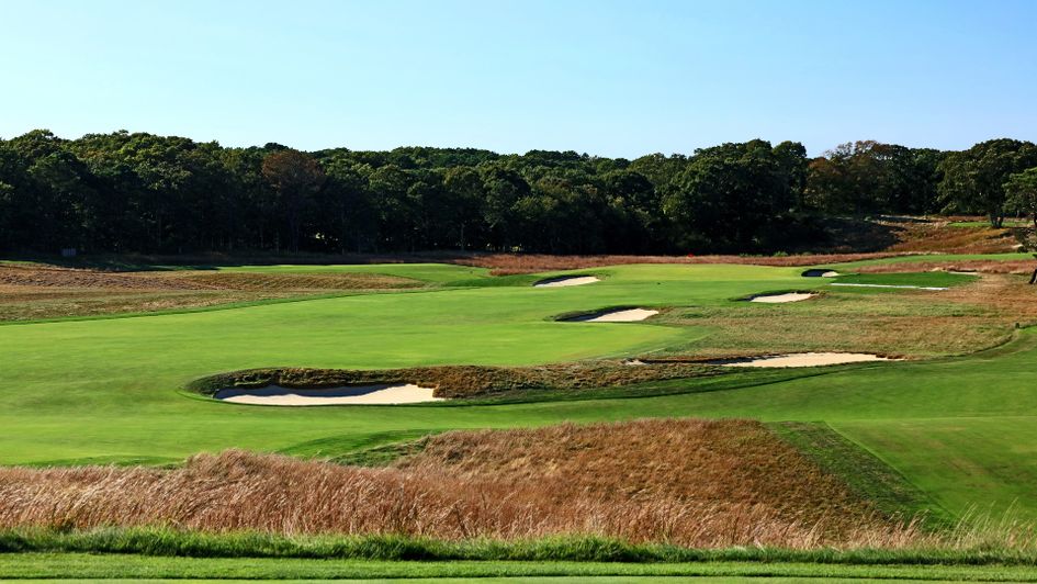 The opening hole at Shinnecock