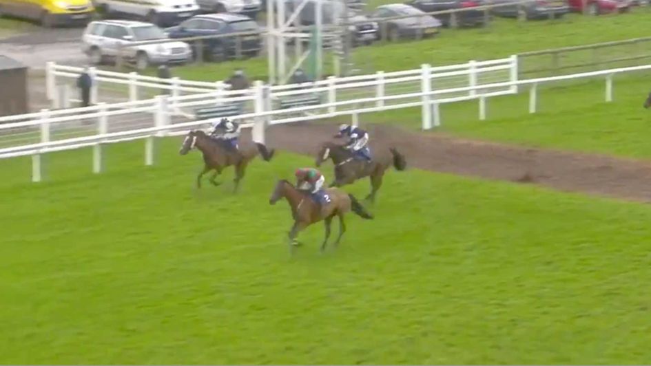 Oski (nearest camera) begins to hang left on the run-in at Taunton