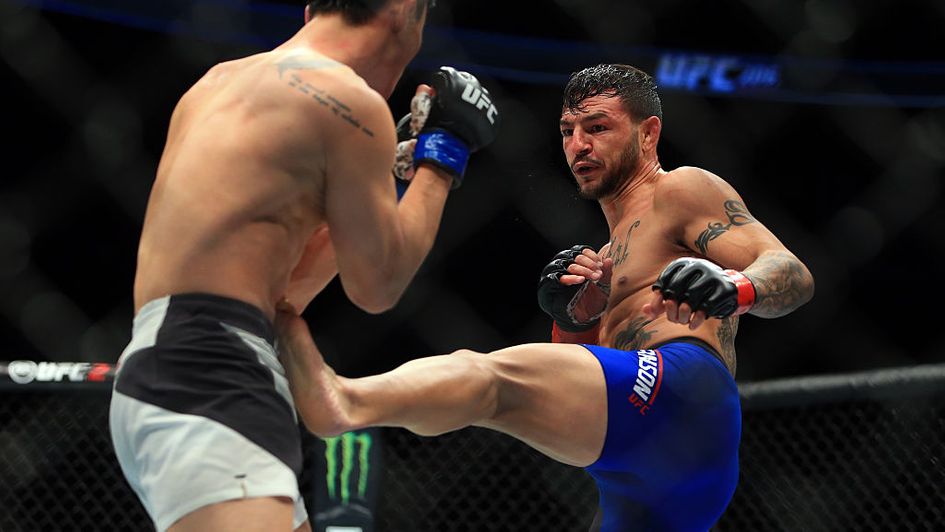 Cub Swanson is fancied to defy odds of close to 2/1