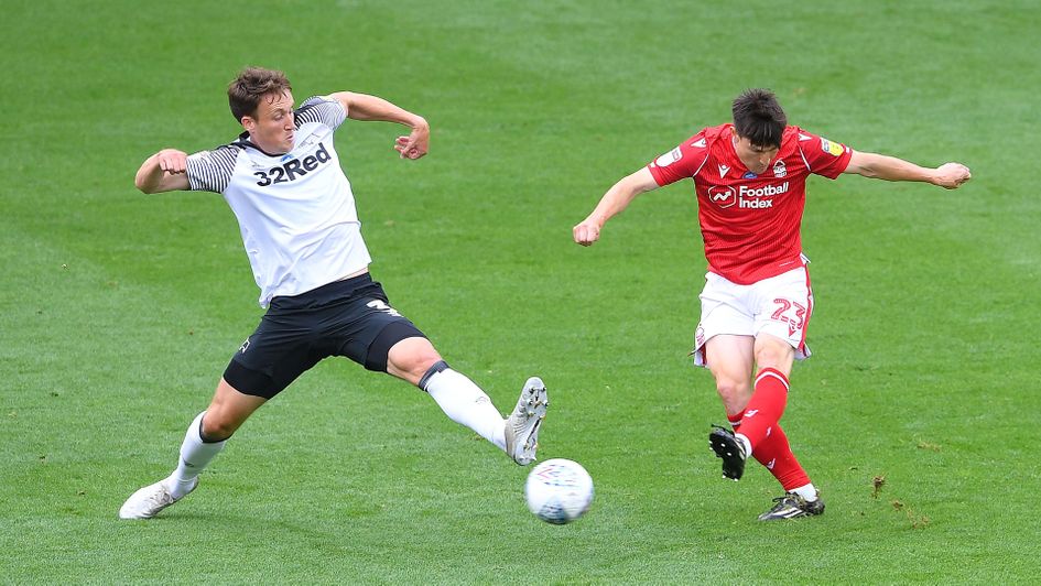 Joe Lolley scores for Nottingham Forest against Derby