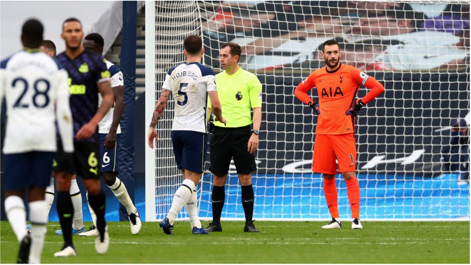 Tottenham concede a late penalty for handball against newcastle