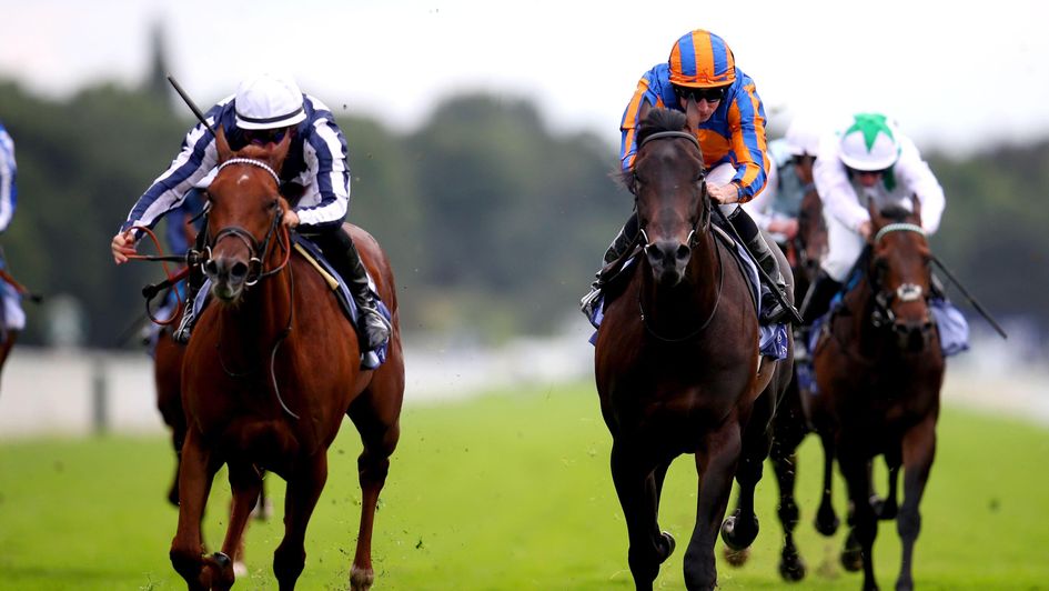 Lake Forest (left) springs a surprise in the Gimcrack