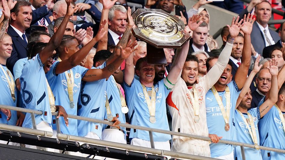 Man city win Community Shield