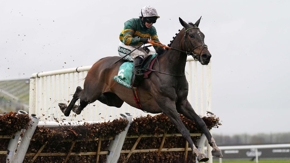 Inthepocket wins at Aintree