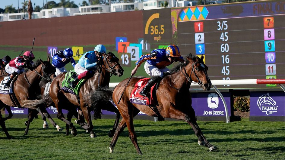 Lake Victoria powers to victory at Del Mar