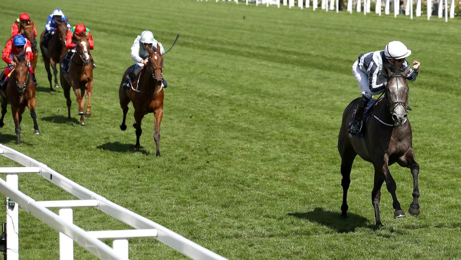 Alpha Centauri wins the Coronation Stakes in sensational style