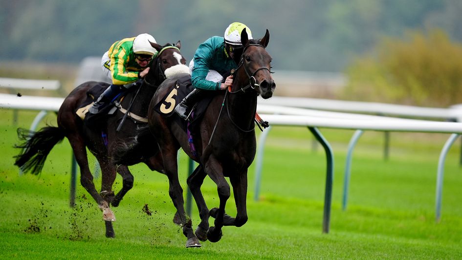 Revoir ridden by Rossa Ryan