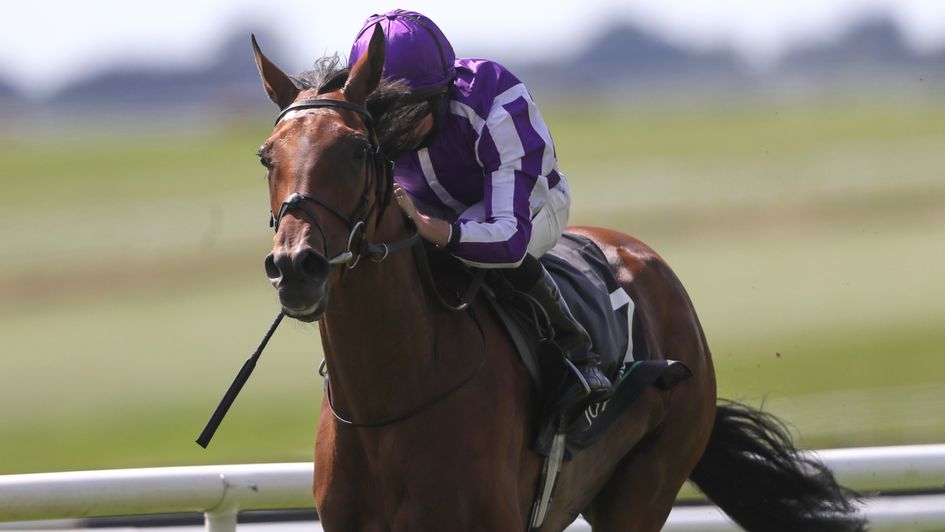 Snowfall comes home in splendid isolation at the Curragh