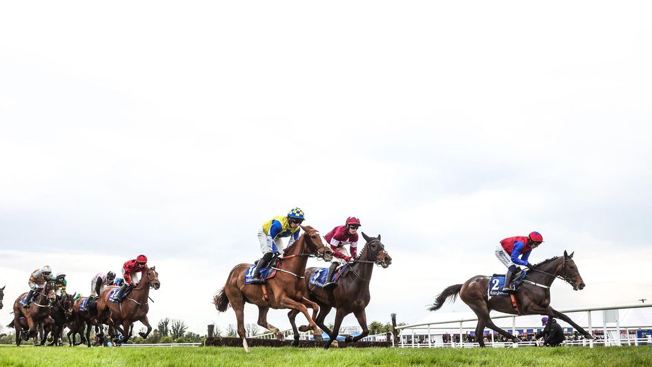 Aurora Vega on her way to winning the Grade 1 Honeysuckle Mares Novice Hurdle