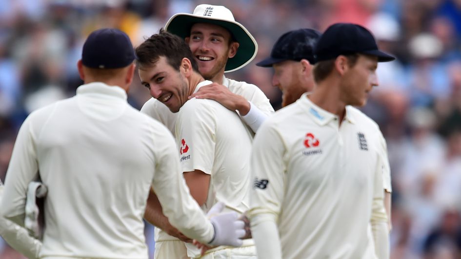 Toby Roland-Jones celebrates a wicket