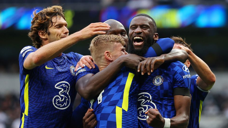 Chelsea thrash Tottenham 3-0 to go top