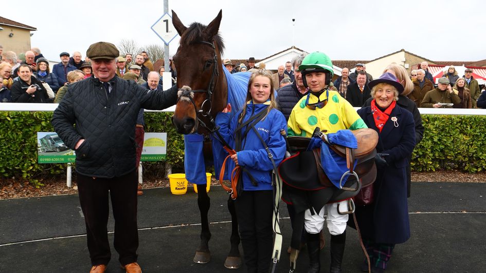 West Approach with Freddie Gingell and winning connections