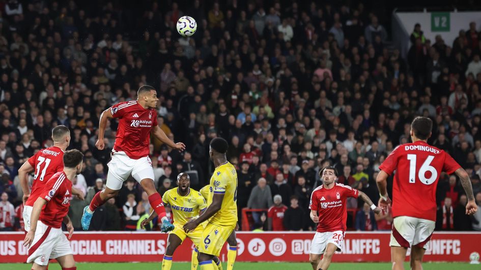 Murillo heads the ball clear against Crystal Palace