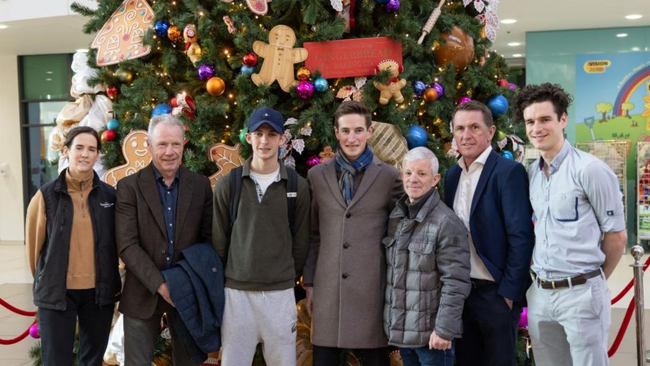 Jockeys and ex-jockeys at Alder Hey (Image courtesy of Aintree Racecourse/The Jockey Club)