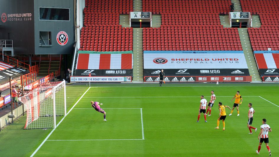 Raul Jimenez scores for Wolves