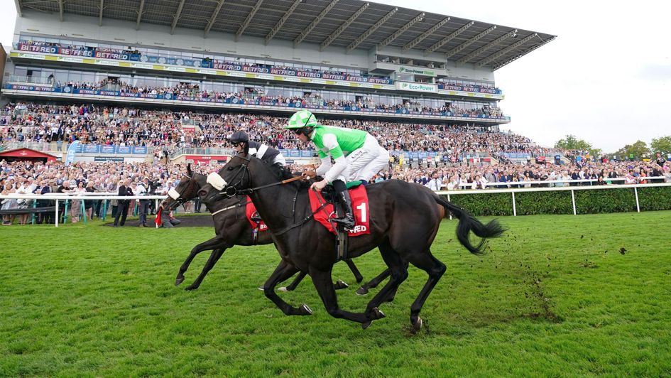 Annaf (nearside) wins the Portland