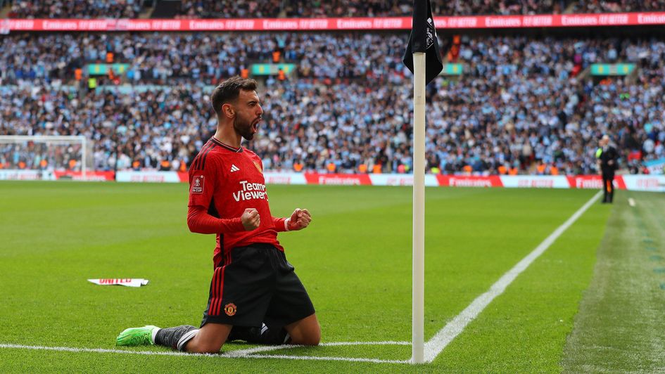 Bruno Fernandes celebrates his goal