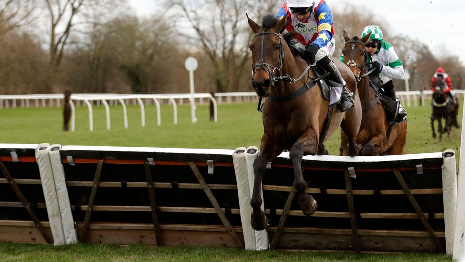 Hidden History stayed well to take the opener