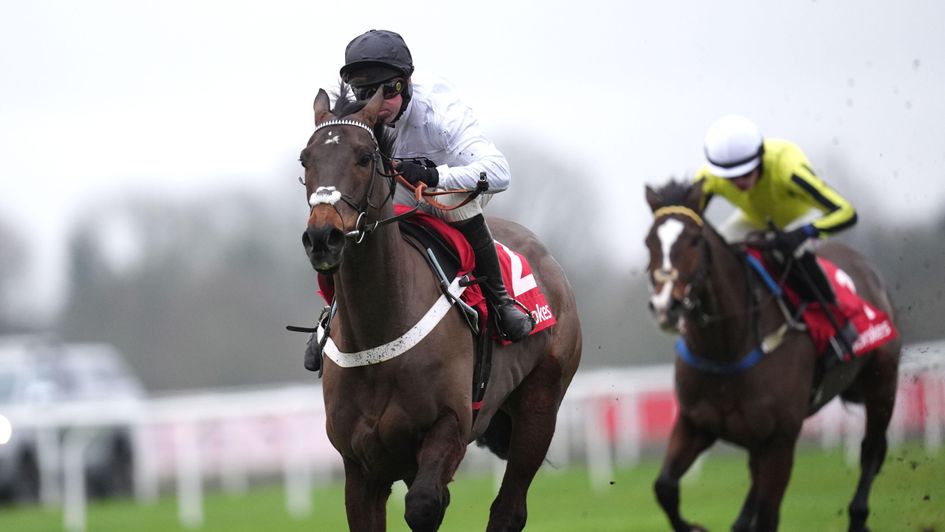 Constution Hill powers to a third Christmas Hurdle win