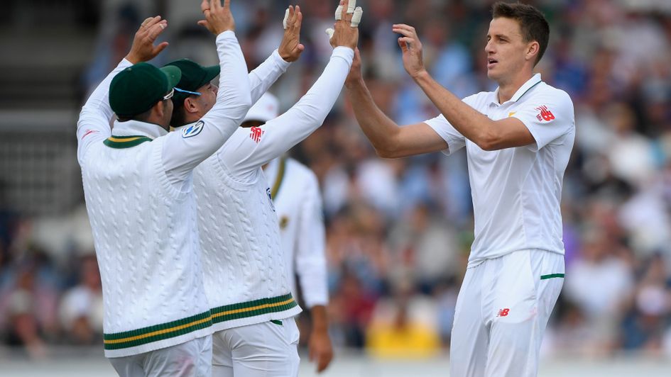 Morne Morkel celebrates dismissing Stuart Broad