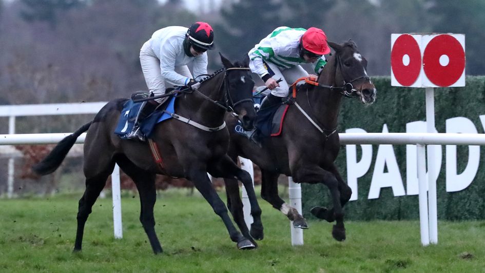 Grangee ridden by Jodie Townend (left) wins