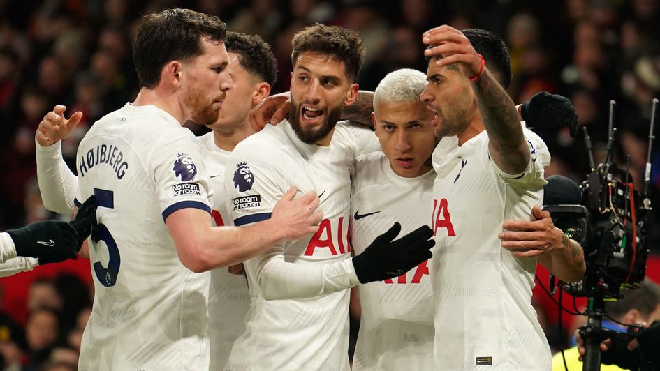 Tottenham celebrate a Richarlison goal