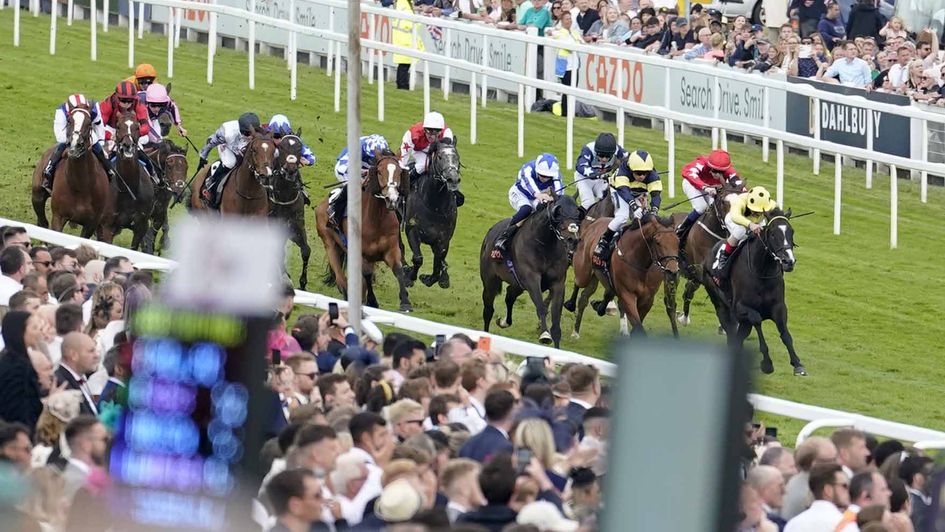 Royal Champion leads them home at Epsom