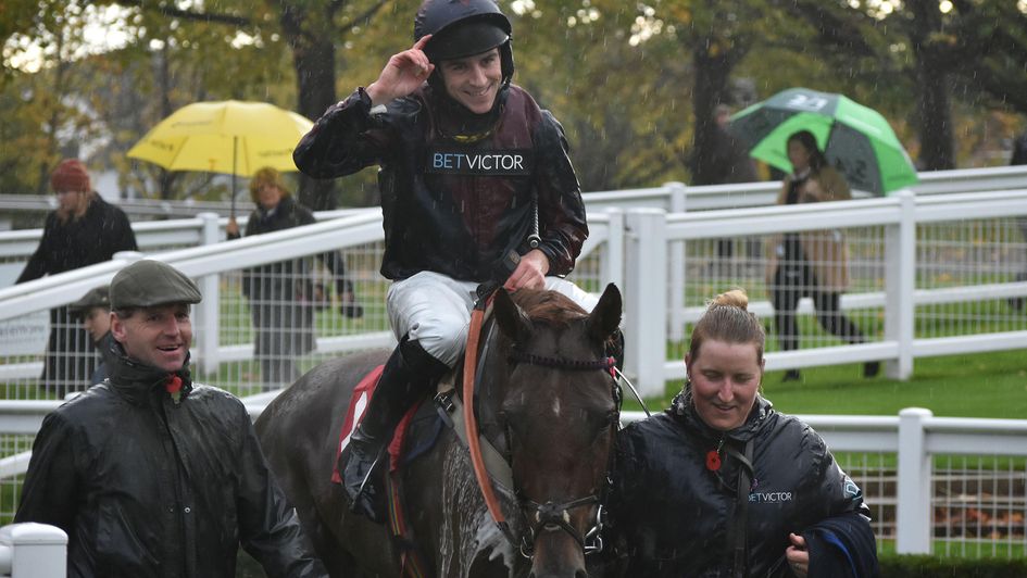 Colonel Harry with Gavin Sheehan and trainer Jamie Snowden