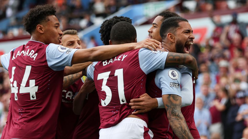 Aston Villa celebrate Douglas Luiz's goal