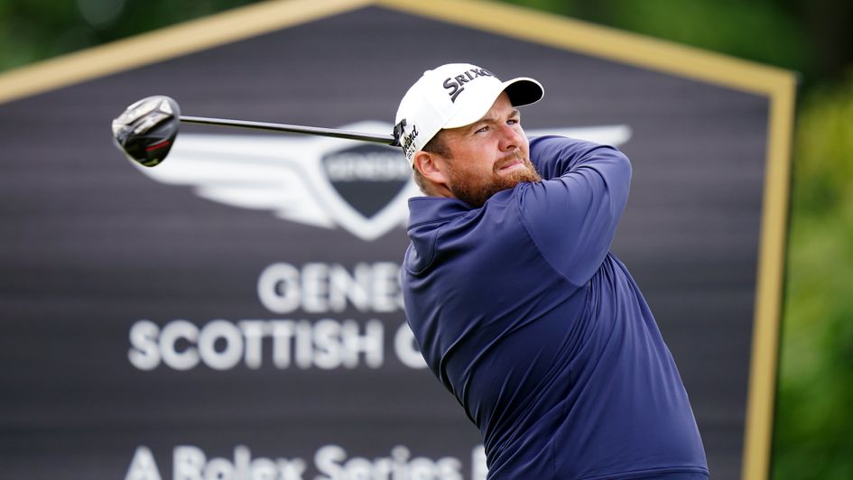 Shane Lowry is poised for a Sunday move