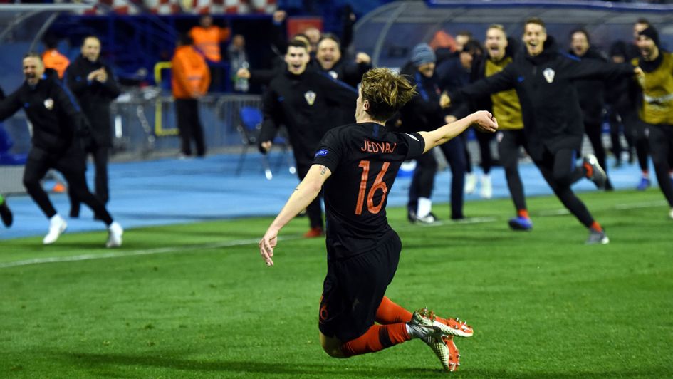 Tin Jedvaj celebrates