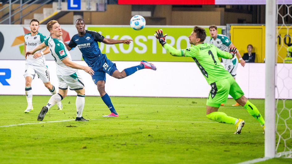 Ilyas Ansah scores for Paderborn