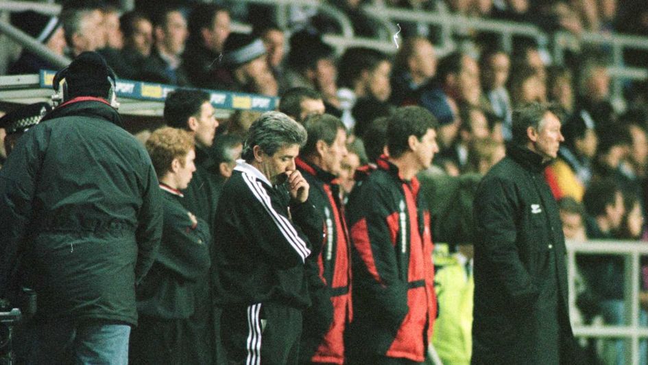 Newcastle manager Kevin Keegan and Manchester Utd boss Alex Ferguson (far right) look on