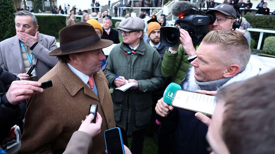 Nicky Henderson is centre of attention at Ascot