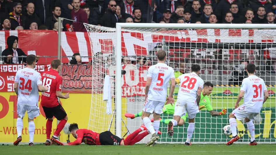 Robin Koch scores against Union Berlin