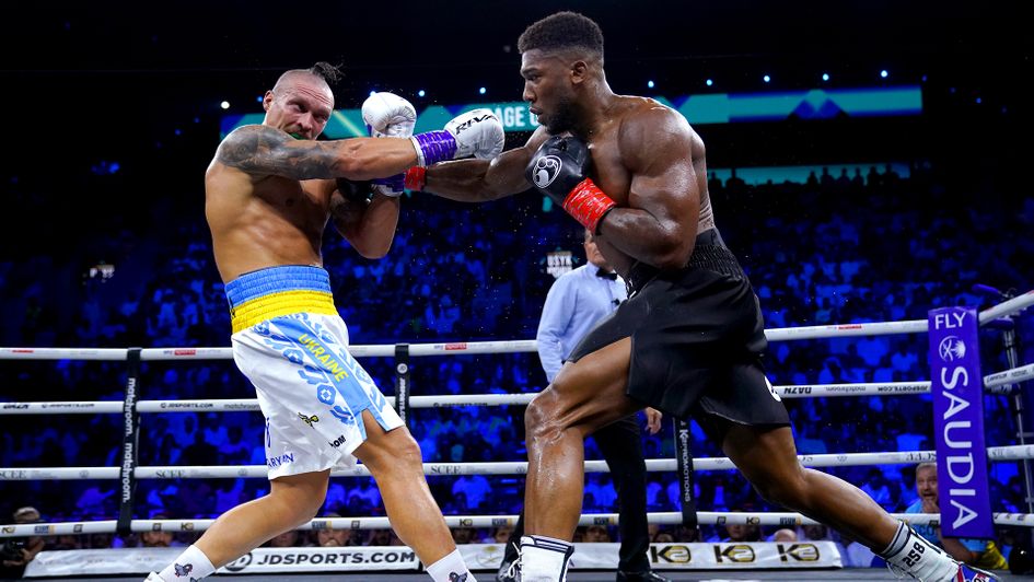 Oleksandr Usyk and Anthony Joshua in action in Saudi Arabia